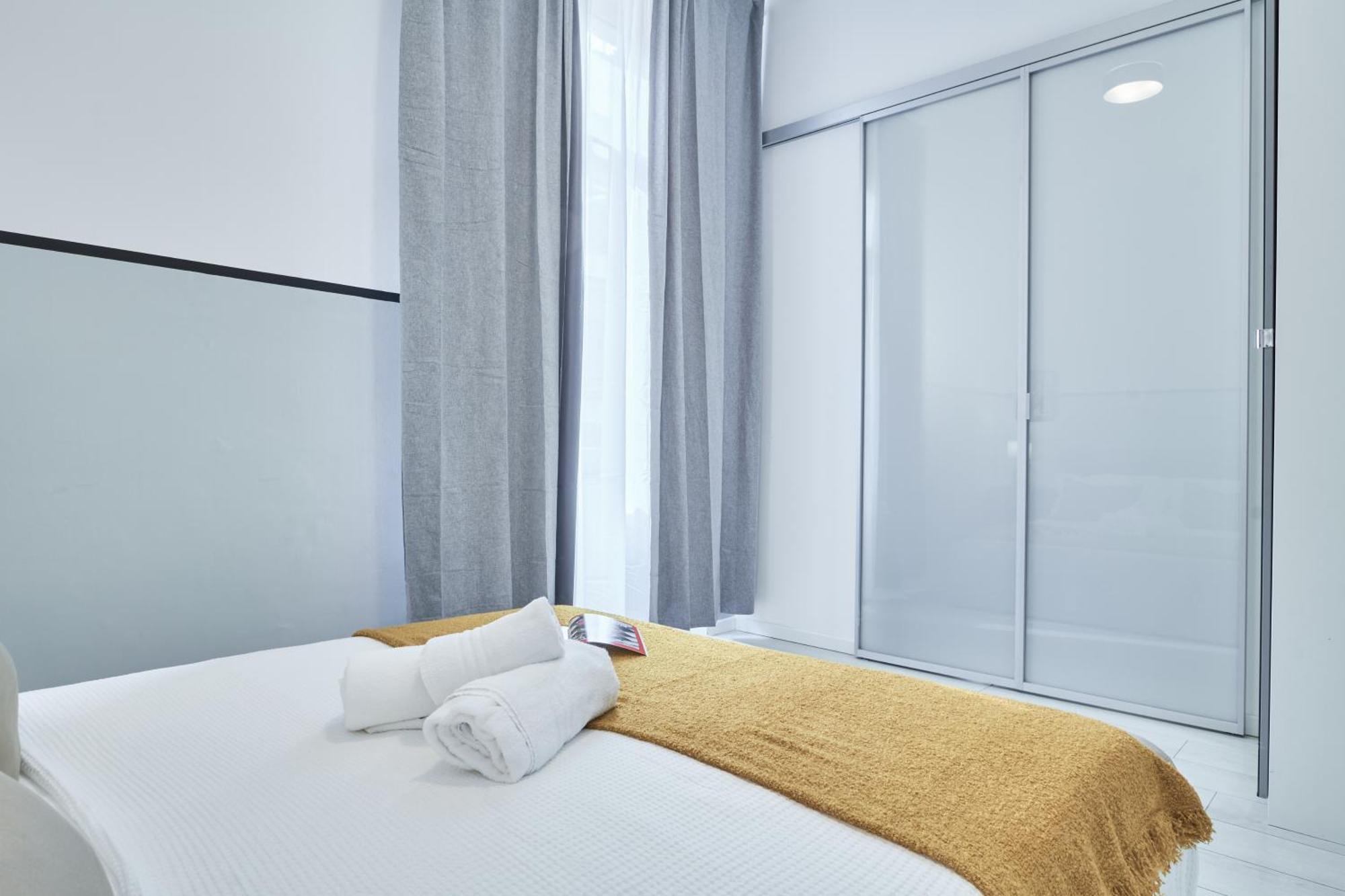 Elegante Appartamento Minimal Dai Tocchi Botanici Mediolan Zewnętrze zdjęcie